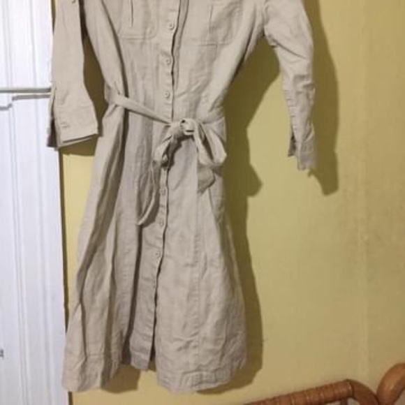 LL Bean linen/cotton khaki safari shirtdress - Picture 3 of 3